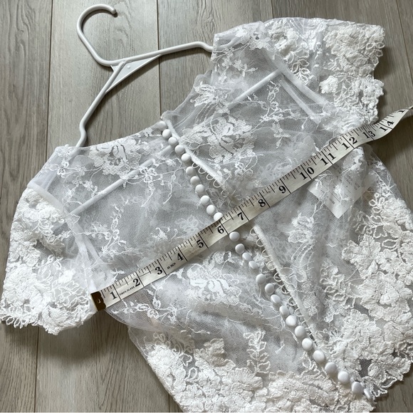 Maggie Sottero Top floral lace sheer button womens White (size 0) bridal wedding - Picture 3 of 6